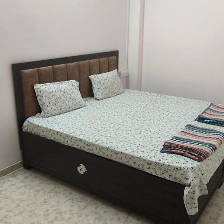 Nain Guest House Ujjain Extérieur photo