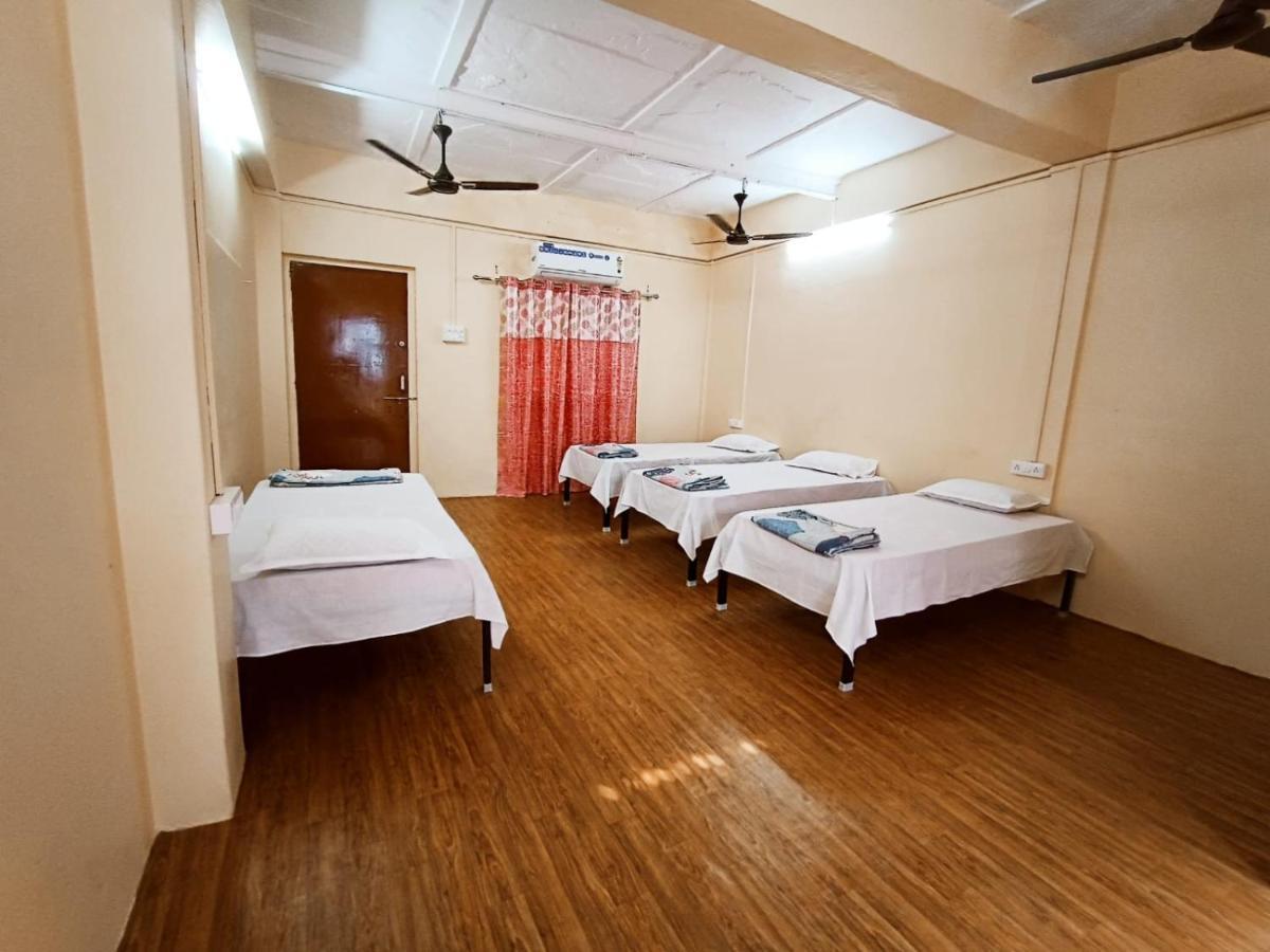 Nain Guest House Ujjain Extérieur photo