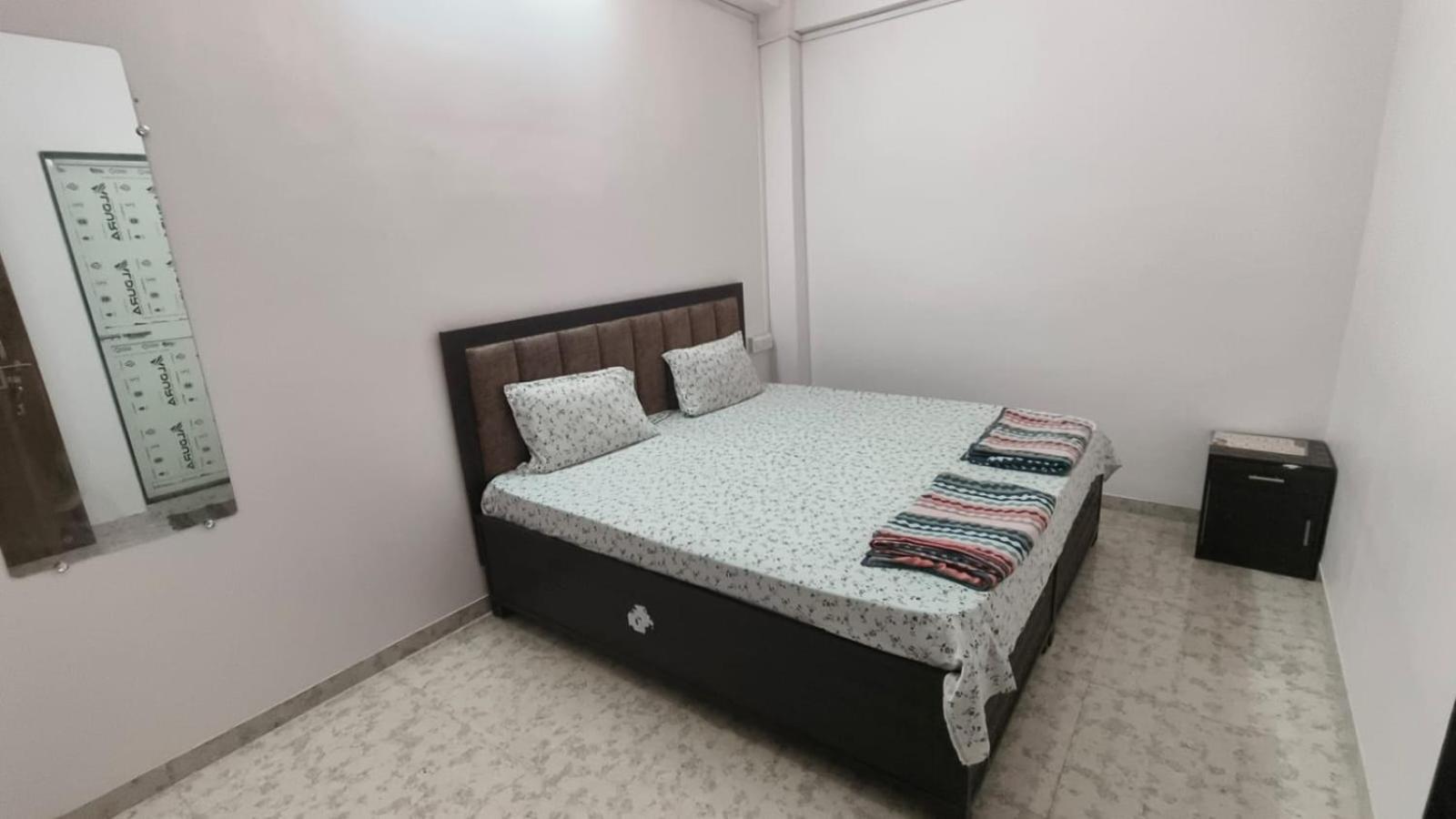 Nain Guest House Ujjain Extérieur photo